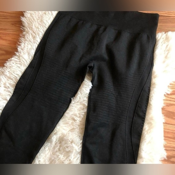 Shein Black Seamless Workout Leggings *Medium - Picture 2 of 4